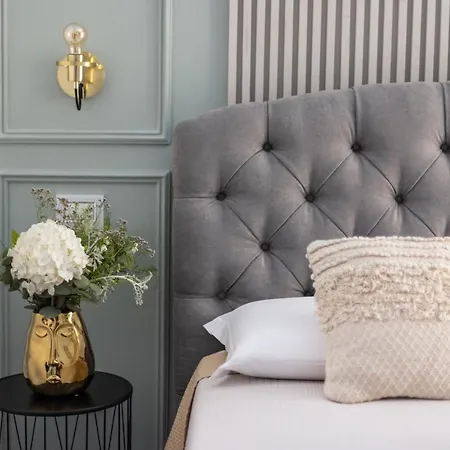 Lena Vecchia דירה *