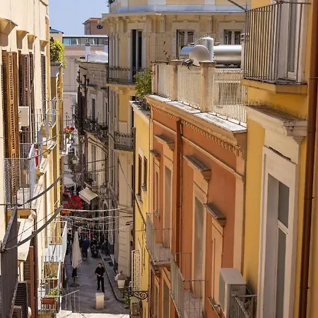 Lena Vecchia Бари