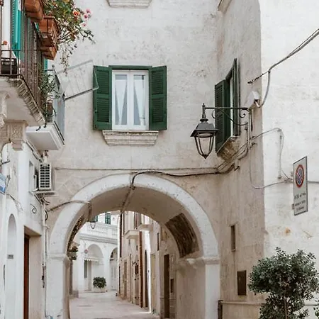 Lena Vecchia * Bari
